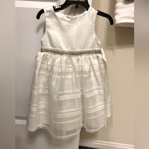 2T flower girl dress/fancy dress w/ tulle bottom & jewel embellished waistline